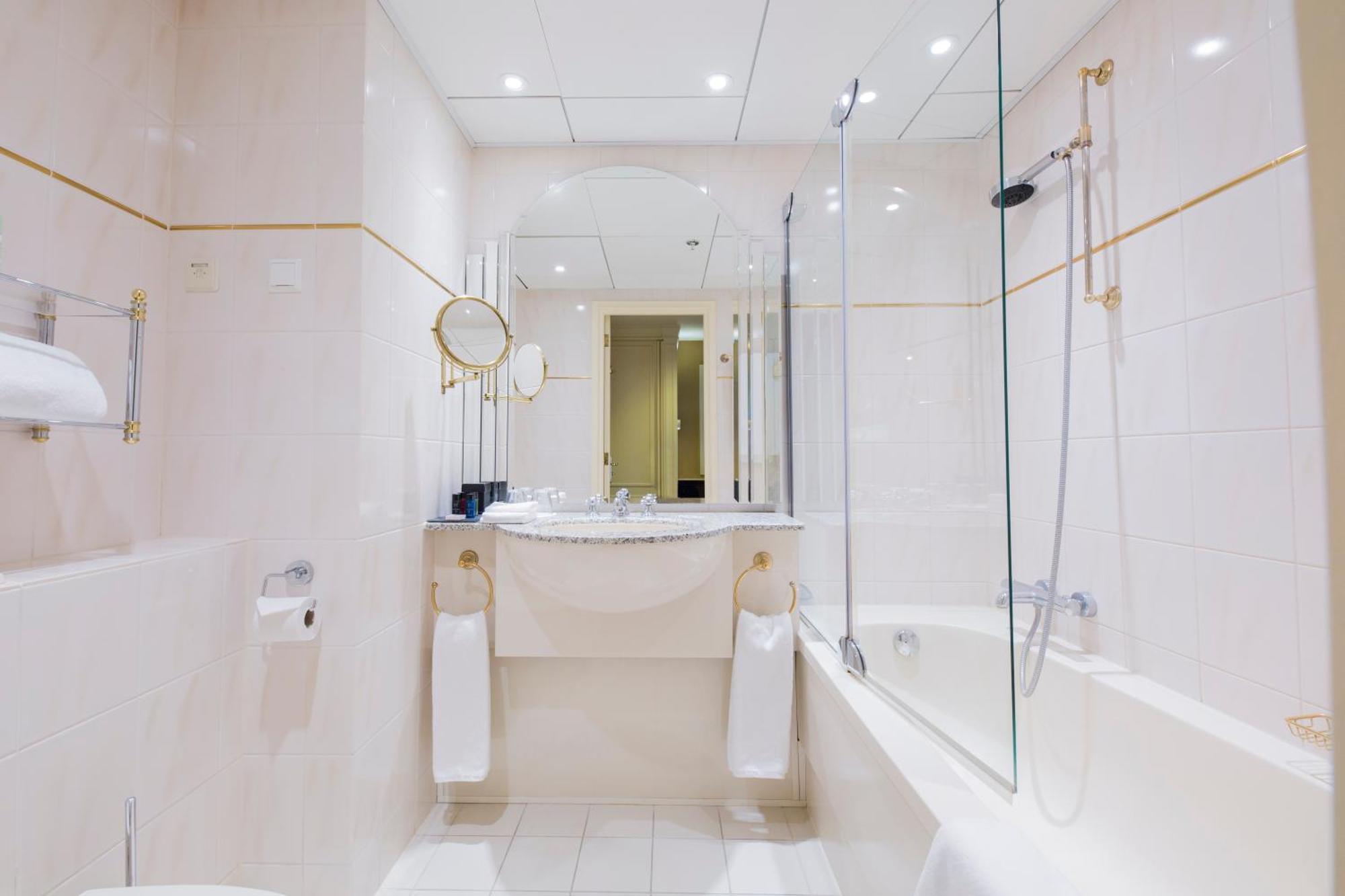 Hotel Grand Ter Duin 5*